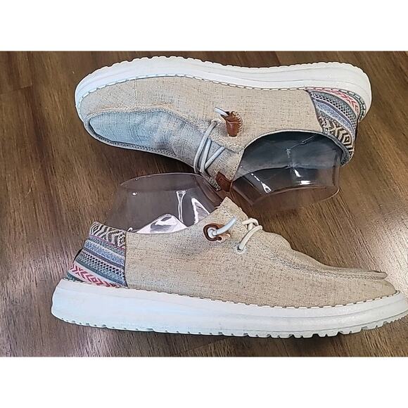 Hey Dude Wendy Funk Serape Stripe Casual Shoes Women’s Size 6 GUC - Picture 7 of 10